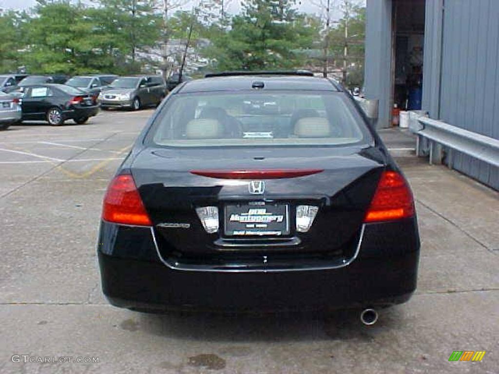 2006 Accord EX-L Sedan - Nighthawk Black Pearl / Ivory photo #9