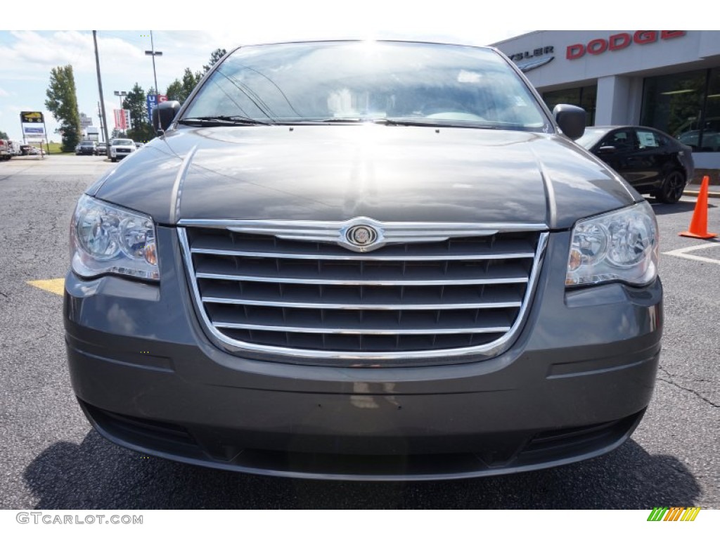 2010 Town & Country LX - Dark Titanium Metallic / Medium Slate Gray/Light Shale photo #2