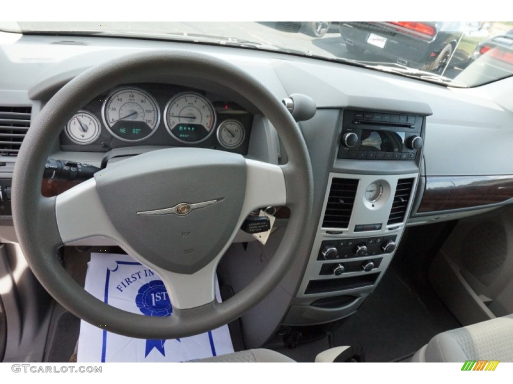 2010 Town & Country LX - Dark Titanium Metallic / Medium Slate Gray/Light Shale photo #10