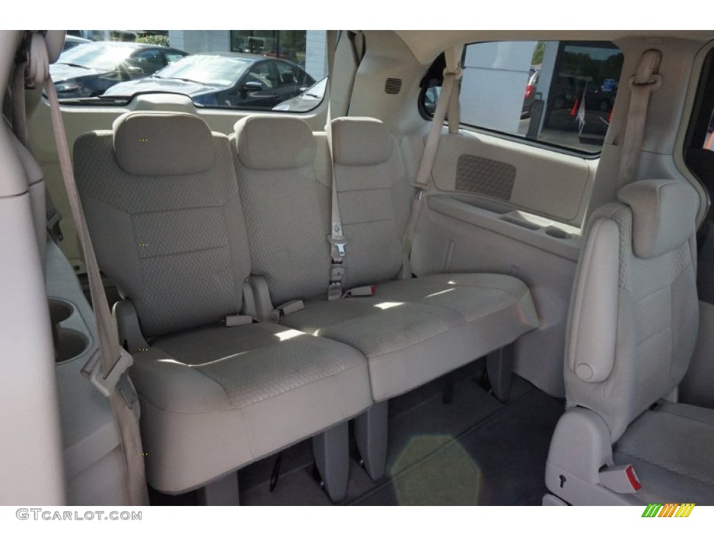 2010 Town & Country LX - Dark Titanium Metallic / Medium Slate Gray/Light Shale photo #16