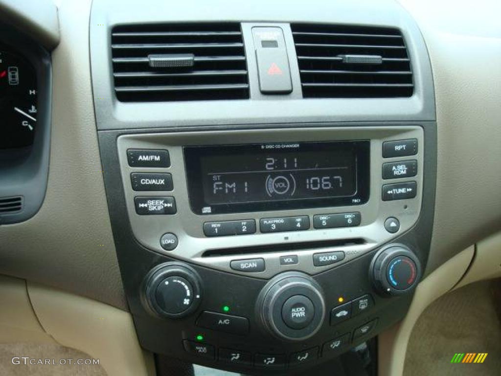 2006 Accord SE Sedan - Nighthawk Black Pearl / Ivory photo #18
