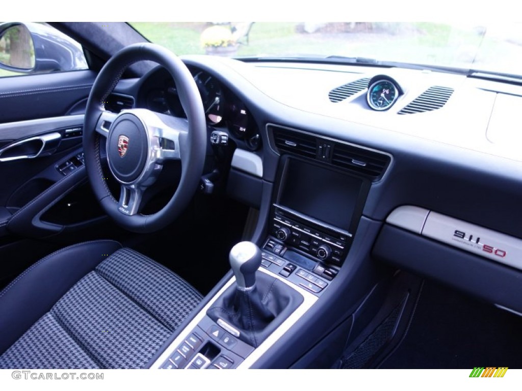 2014 Porsche 911 50th Anniversary Edition Marks and Logos Photo #97995886