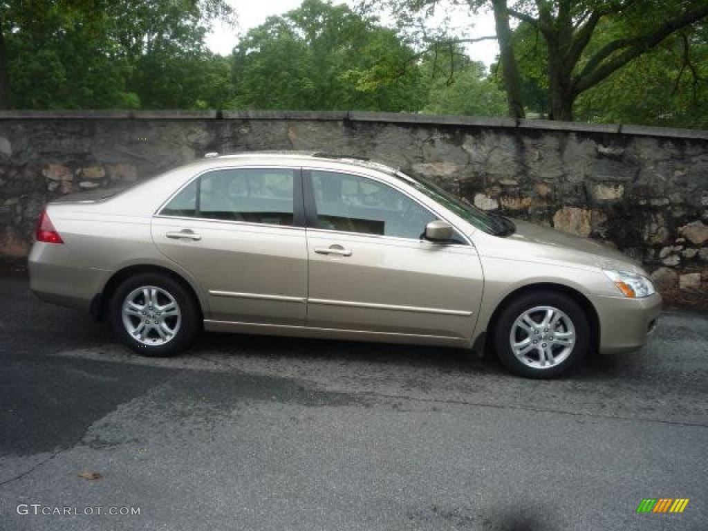 2006 Accord EX-L Sedan - Desert Mist Metallic / Ivory photo #11