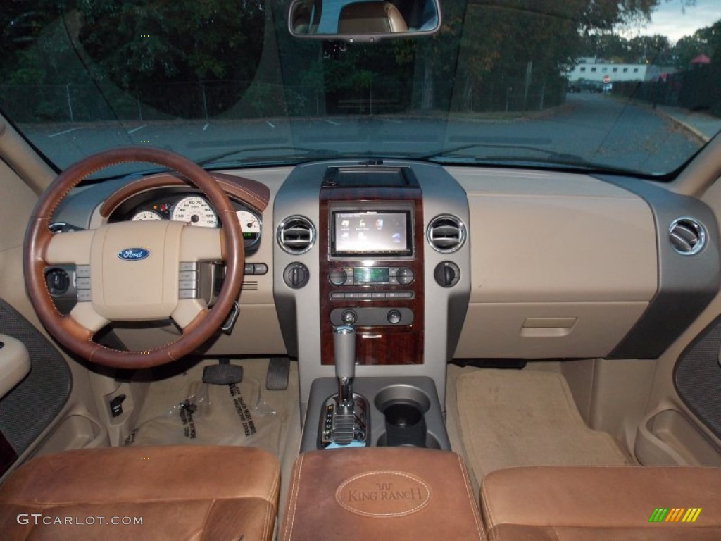 2006 Ford F150 King Ranch SuperCrew 4x4 Castano Brown Leather Dashboard Photo #97999207