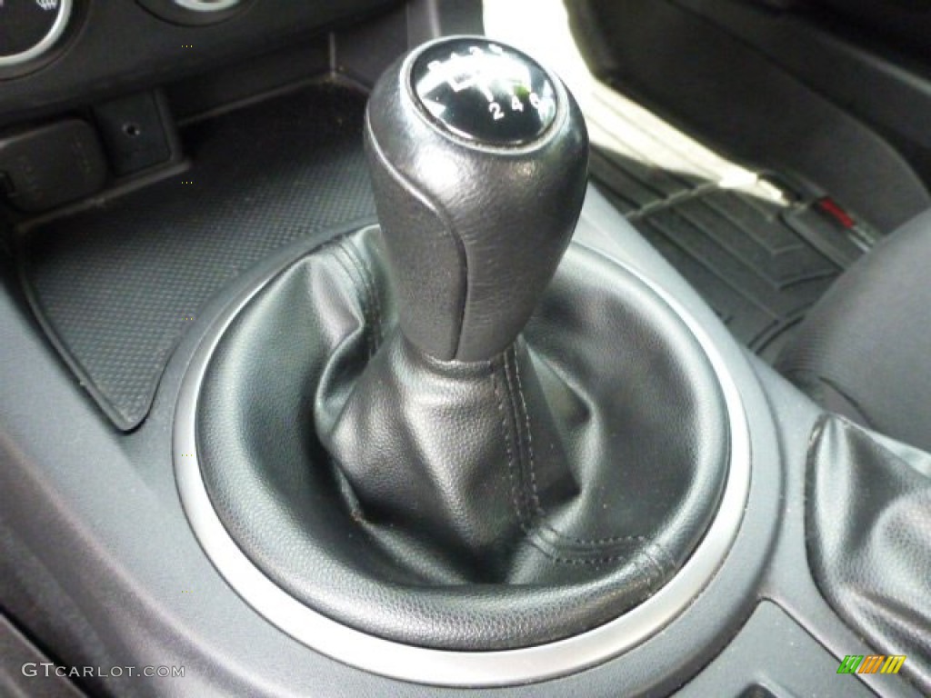 2011 Mazda MX-5 Miata Touring Roadster Transmission Photos