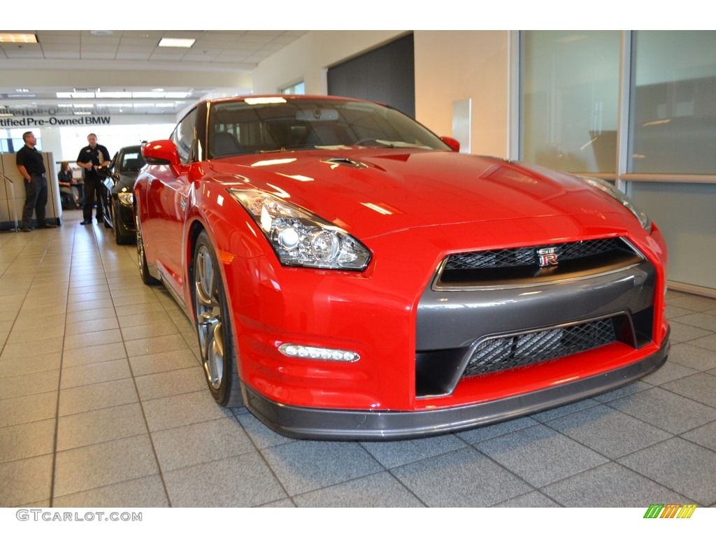 2014 GT-R Premium - Solid Red / Black Leather/Synthetic Suede photo #2