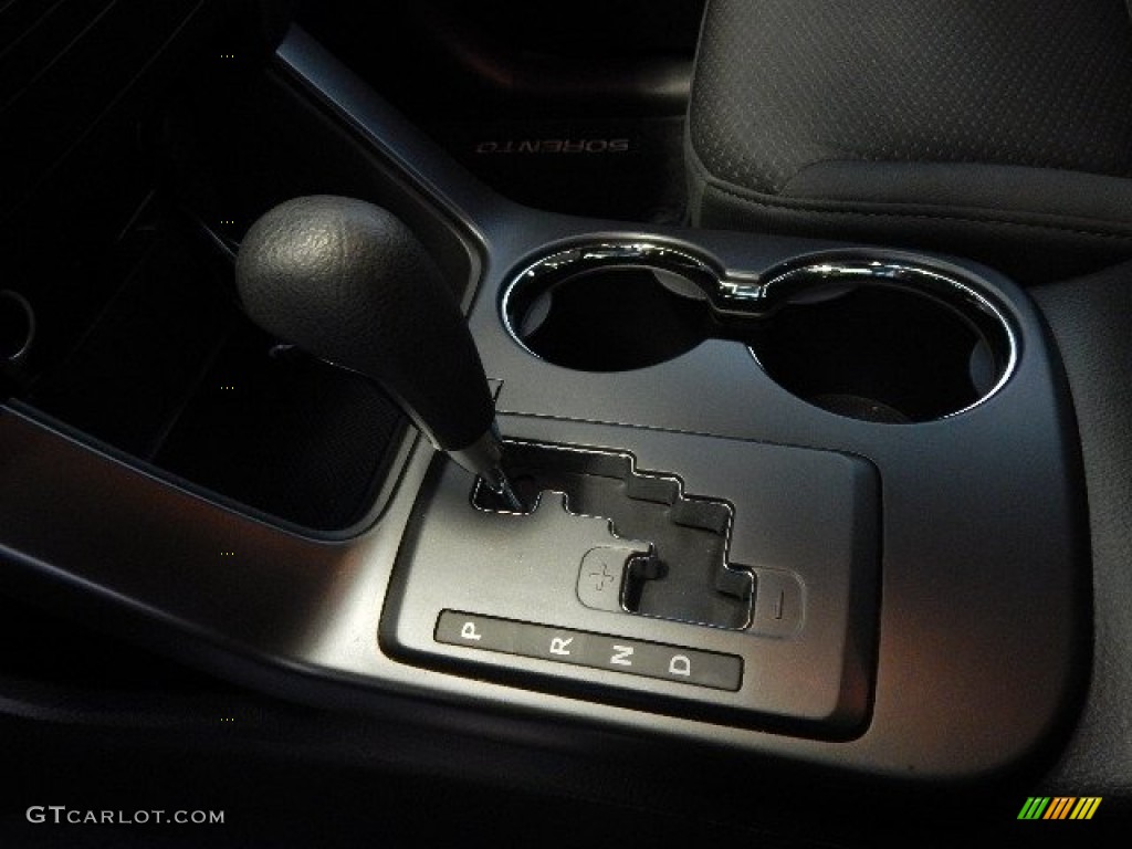 2011 Sorento LX V6 AWD - Ebony Black / Black photo #17