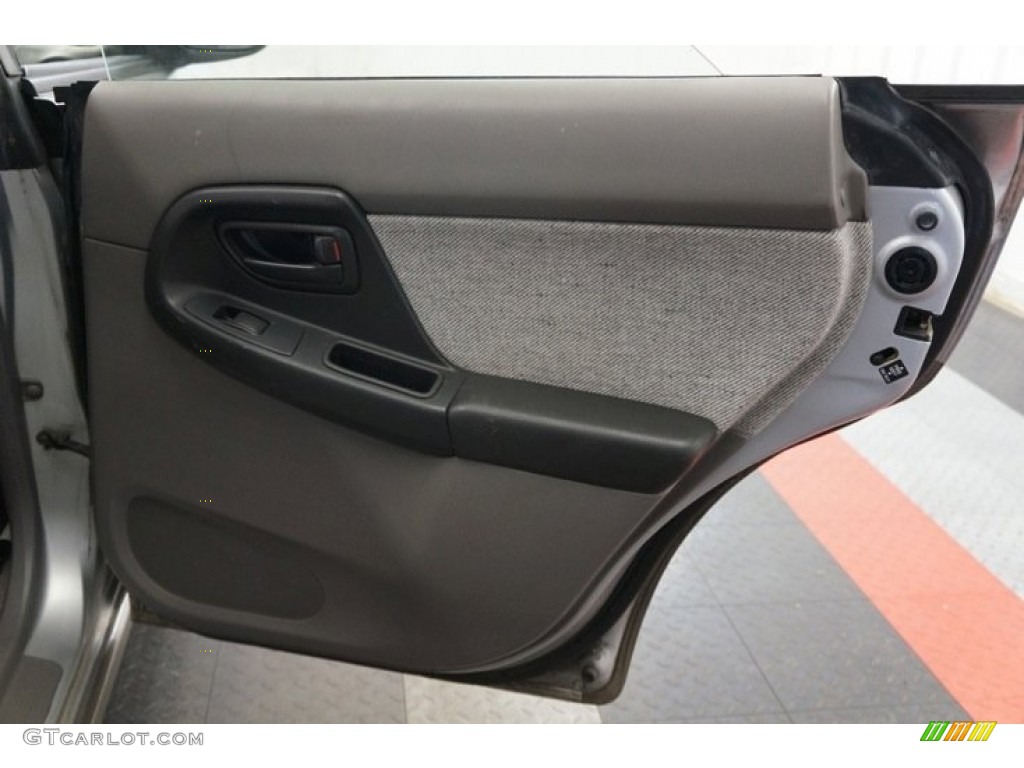 2002 Impreza Outback Sport Wagon - Platinum Silver Metallic / Gray photo #16