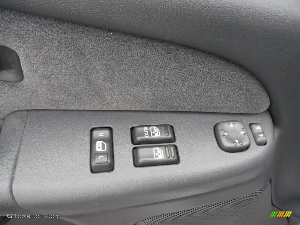 2002 Silverado 2500 LS Extended Cab 4x4 - Summit White / Graphite photo #10