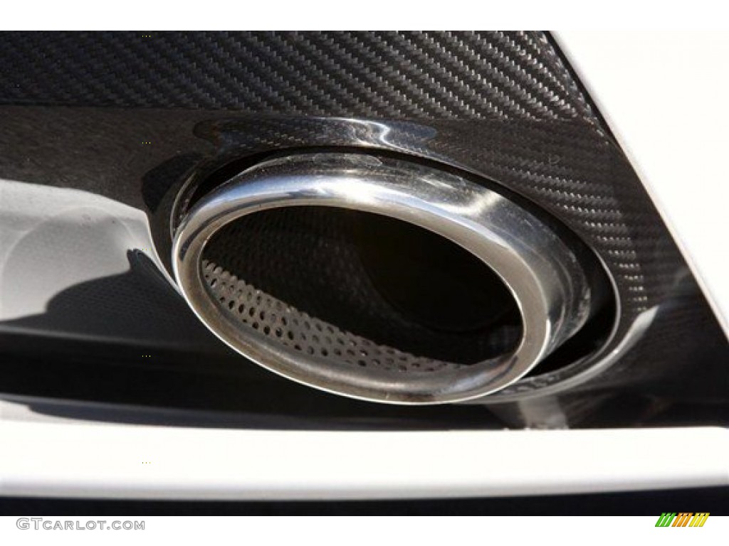2011 Aston Martin V12 Vantage Coupe Exhaust Photo #98018008