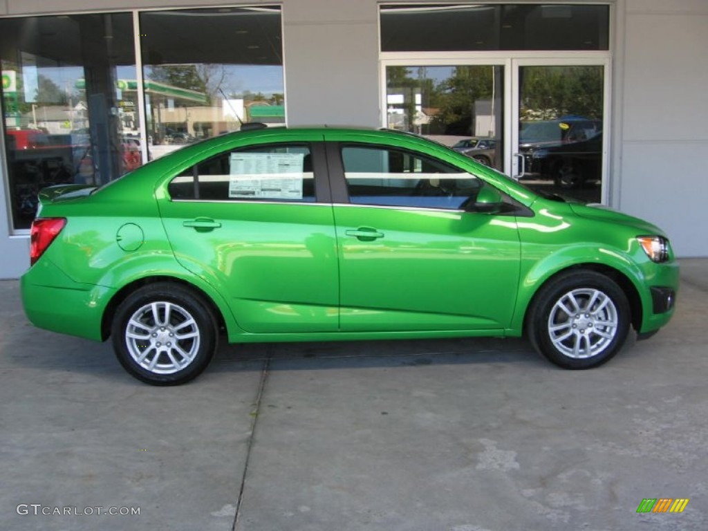 Dragon Green Metallic 2015 Chevrolet Sonic LT Sedan Exterior Photo #98023840