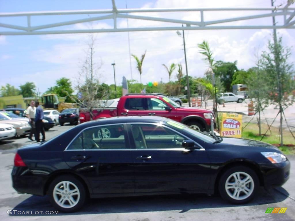 2007 Accord SE Sedan - Nighthawk Black Pearl / Ivory photo #2