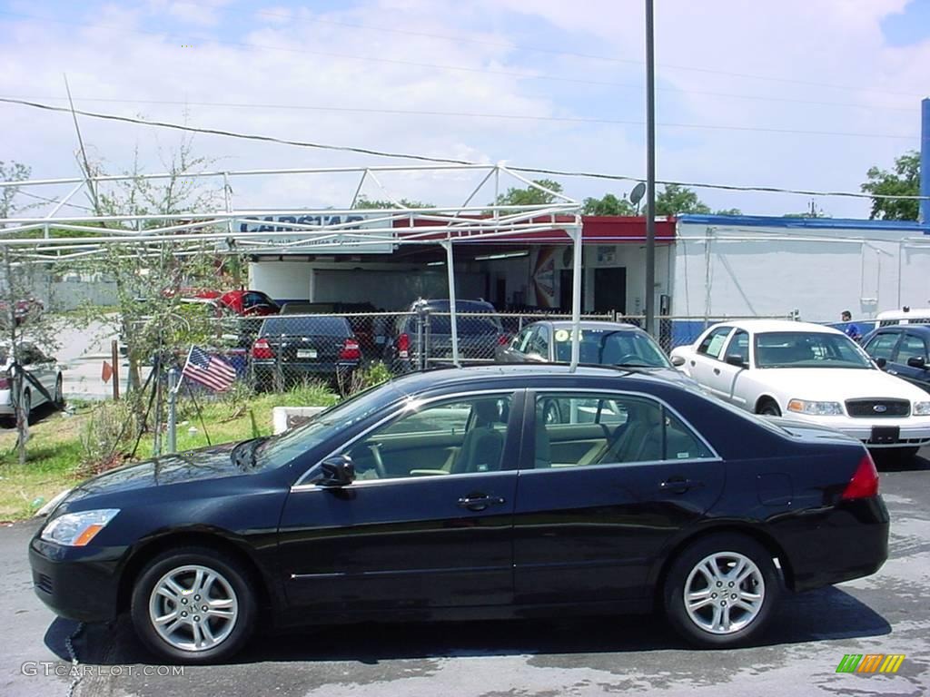 2007 Accord SE Sedan - Nighthawk Black Pearl / Ivory photo #6