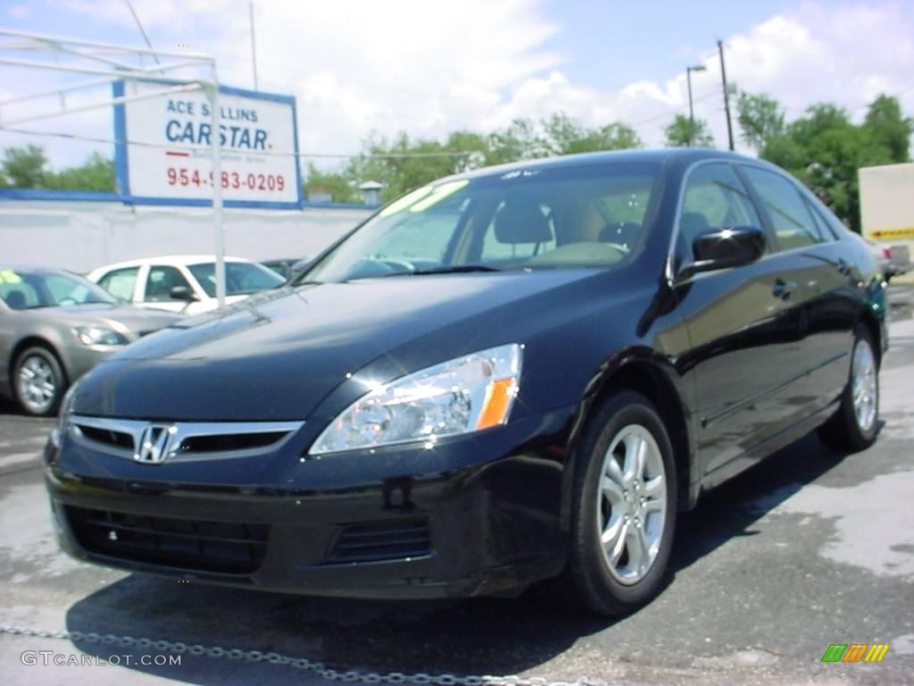 2007 Accord SE Sedan - Nighthawk Black Pearl / Ivory photo #7