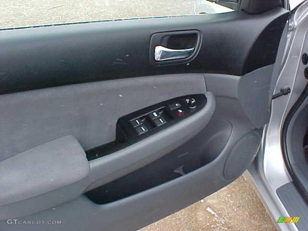 2007 Accord SE Sedan - Alabaster Silver Metallic / Gray photo #6