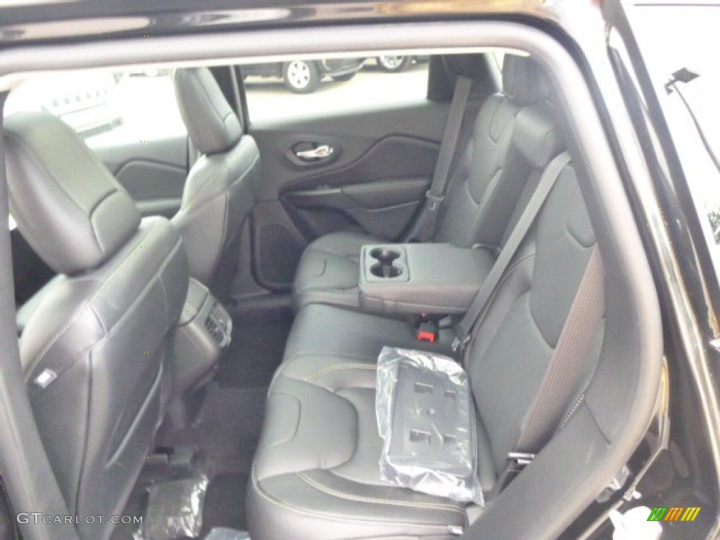 2015 Jeep Cherokee Limited 4x4 Rear Seat Photo #98028076
