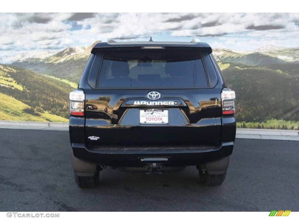 2015 4Runner SR5 4x4 - Attitude Black / Graphite photo #4