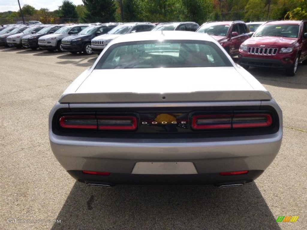 2015 Challenger SXT Plus - Billet Silver Metallic / Black/Ruby Red photo #7