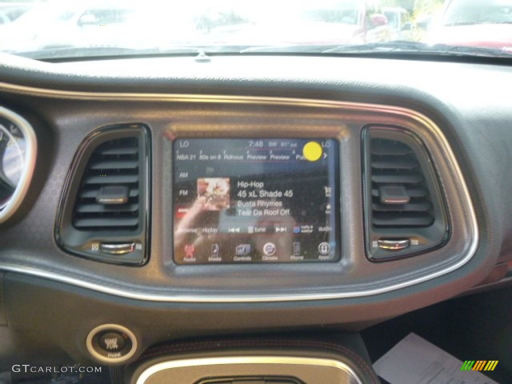 2015 Challenger SXT Plus - Billet Silver Metallic / Black/Ruby Red photo #15