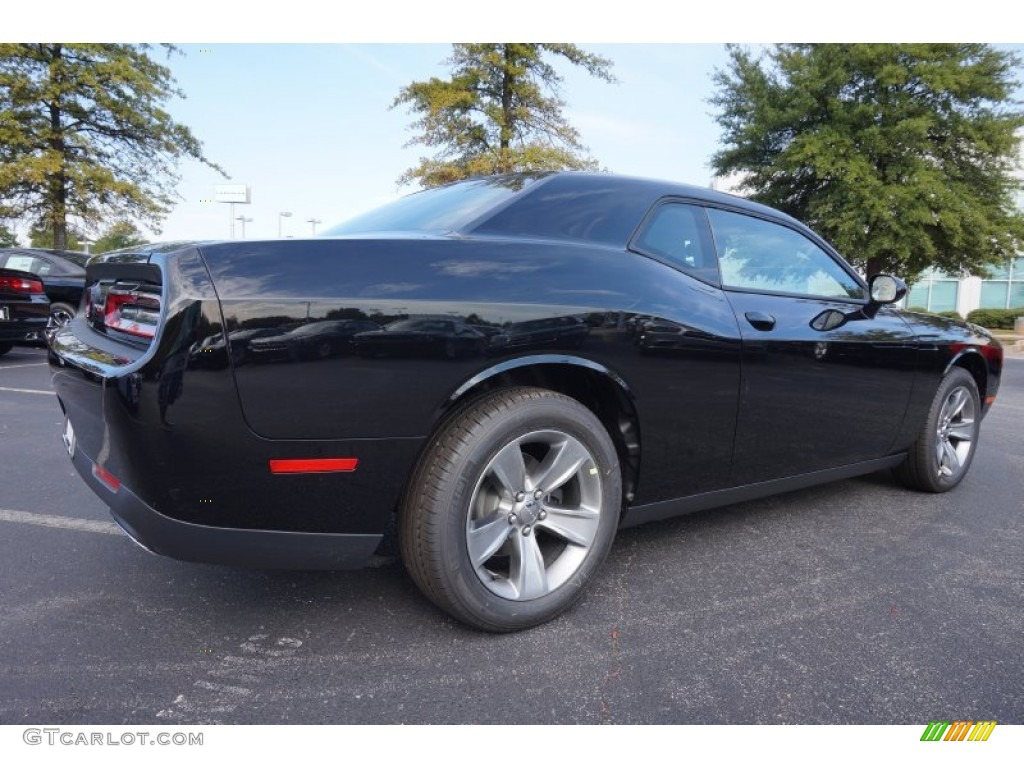 2015 Challenger SXT - Pitch Black / Black photo #3