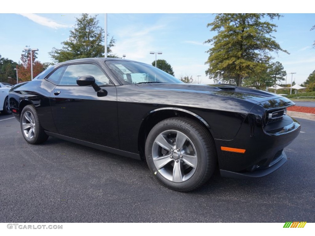 2015 Challenger SXT - Pitch Black / Black photo #4