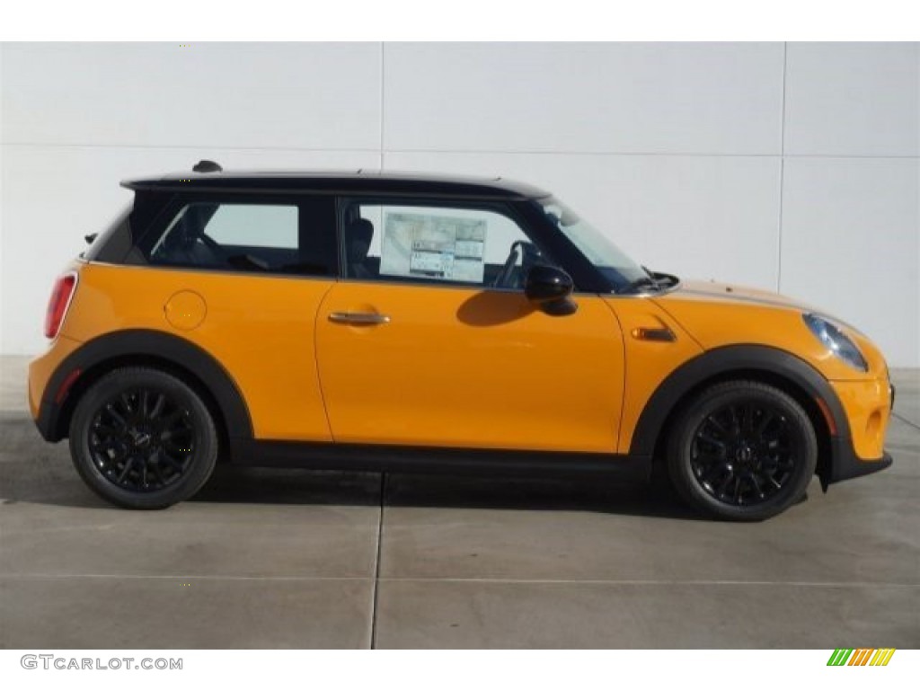 2015 Cooper Hardtop 2 Door - Volcanic Orange / Carbon Black photo #2