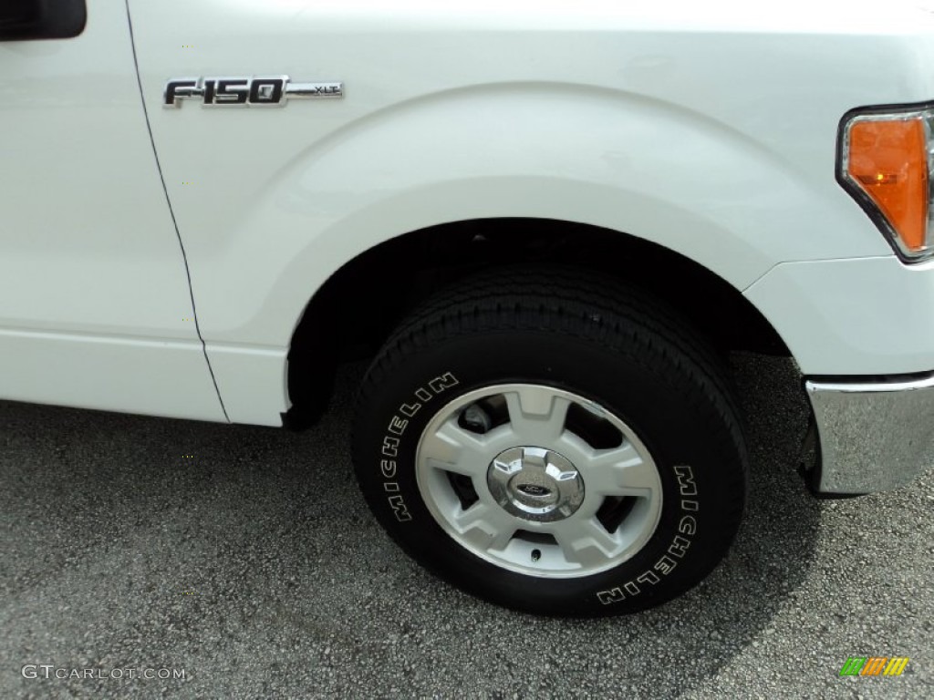 2014 F150 XLT SuperCrew - Oxford White / Steel Grey photo #3