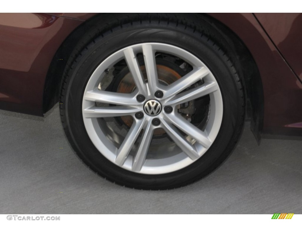 2012 Passat V6 SE - Opera Red Metallic / Titan Black photo #35