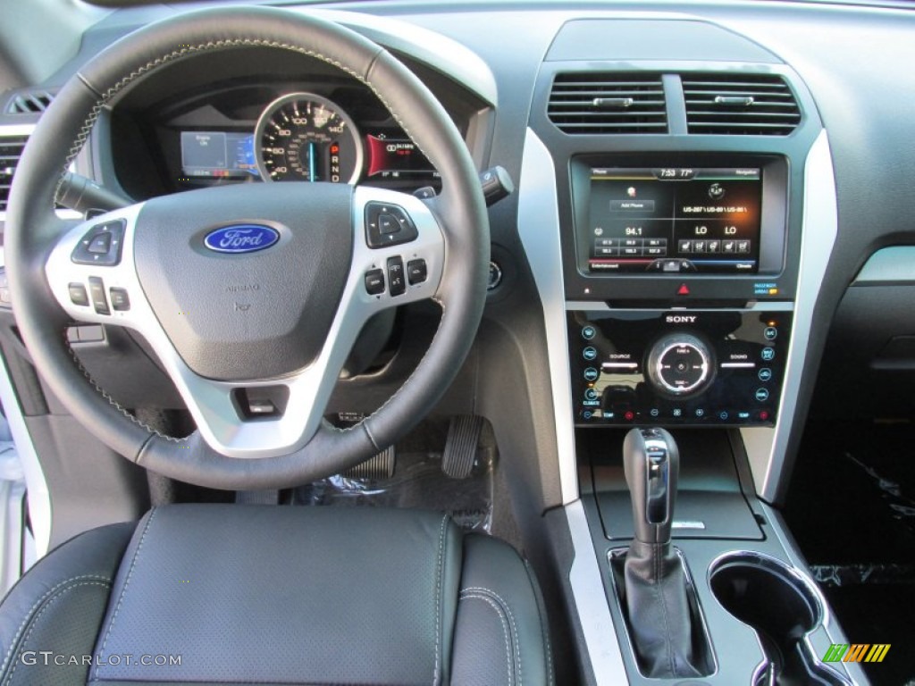 2015 Explorer Sport 4WD - White Platinum / Sport Charcoal Black photo #30