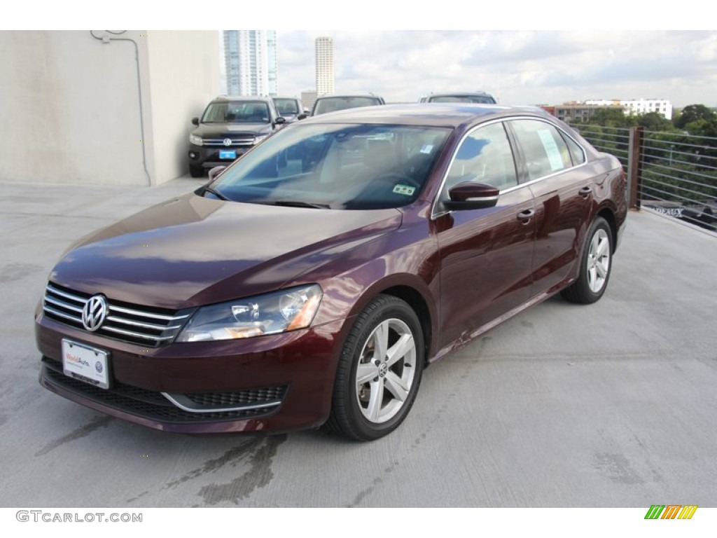 2014 Passat 2.5L SE - Opera Red Metallic / Titan Black photo #3