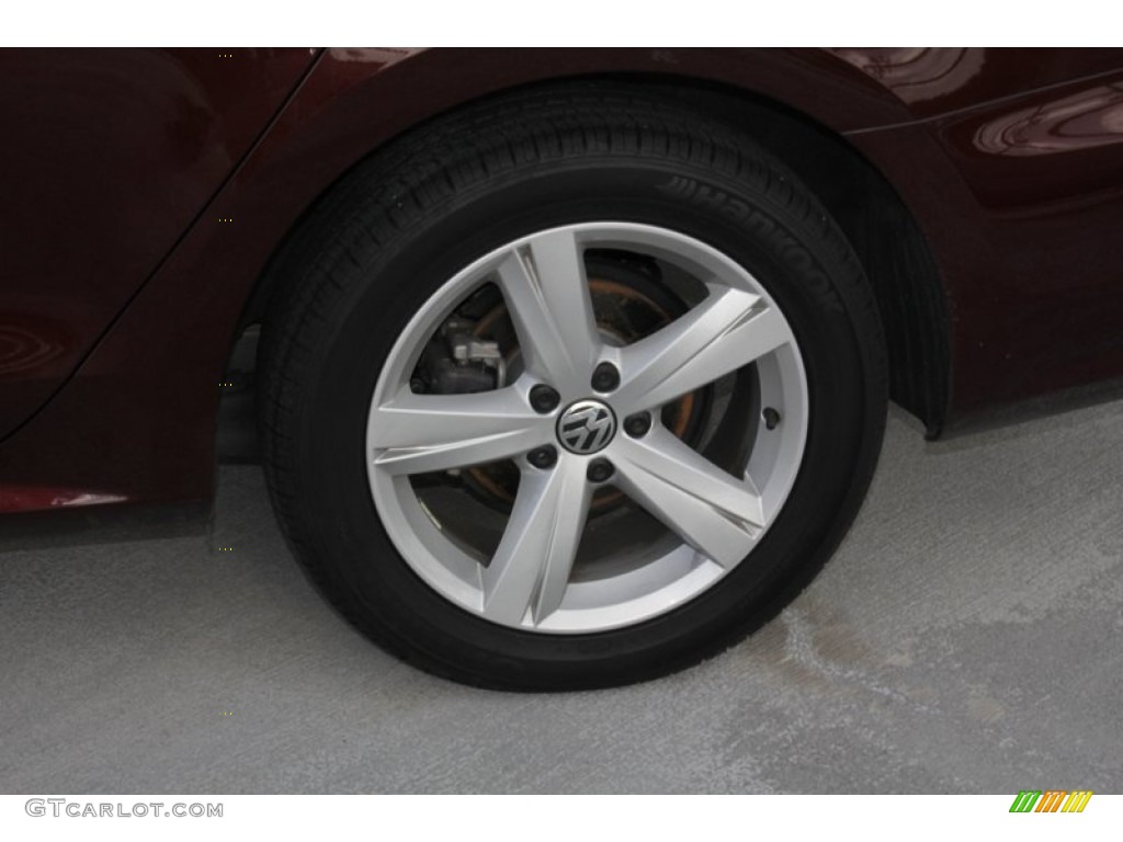 2014 Passat 2.5L SE - Opera Red Metallic / Titan Black photo #6