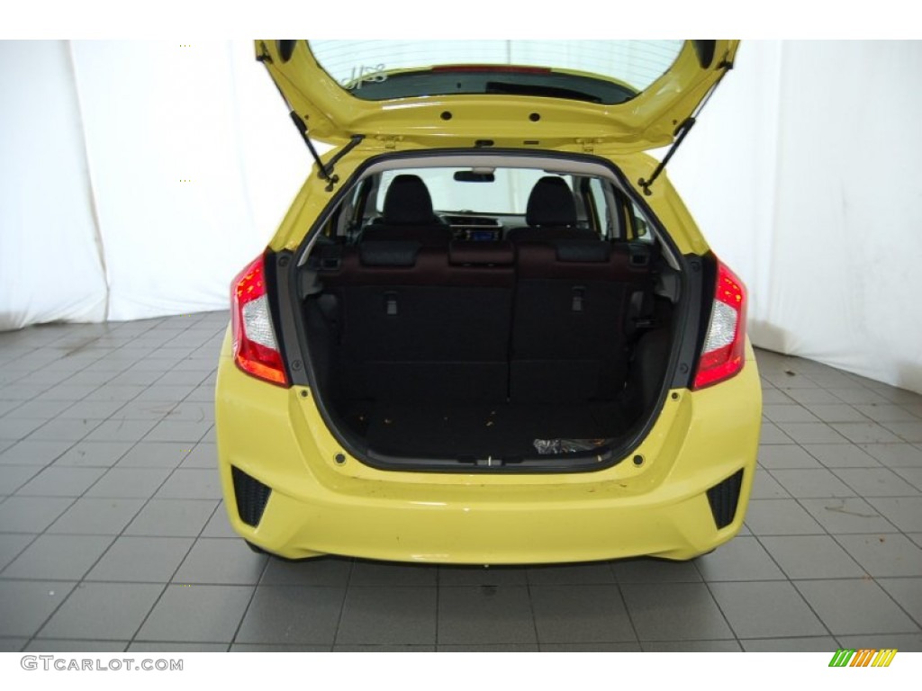 2015 Honda Fit LX Trunk Photos