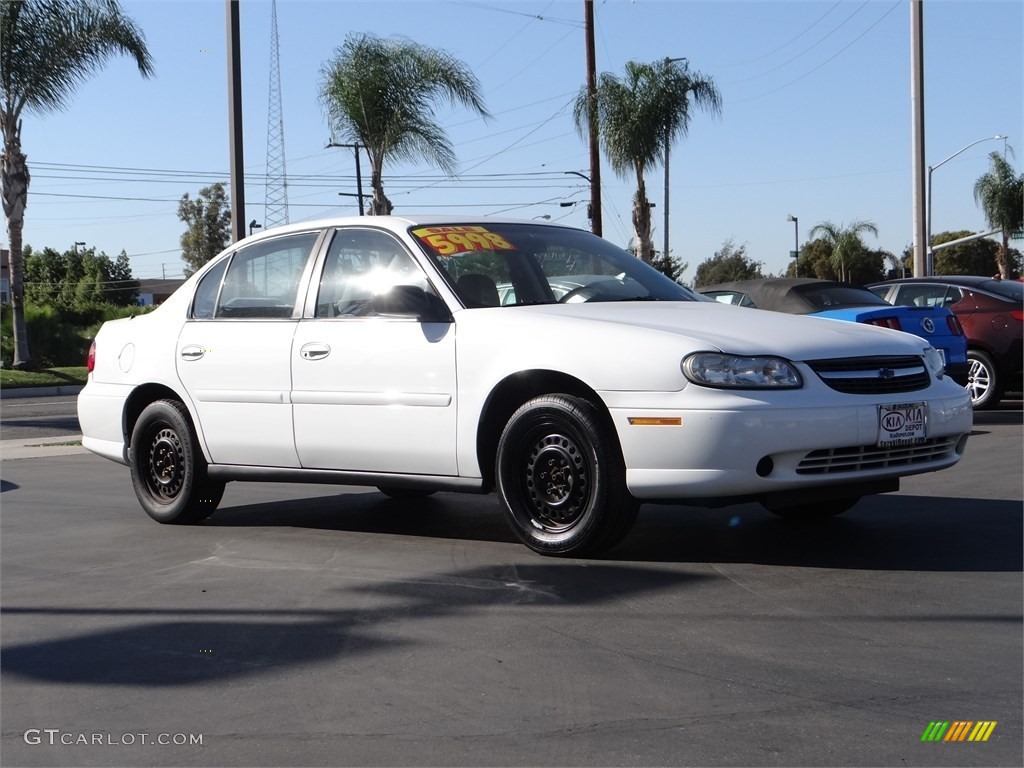 Bright White Chevrolet Malibu