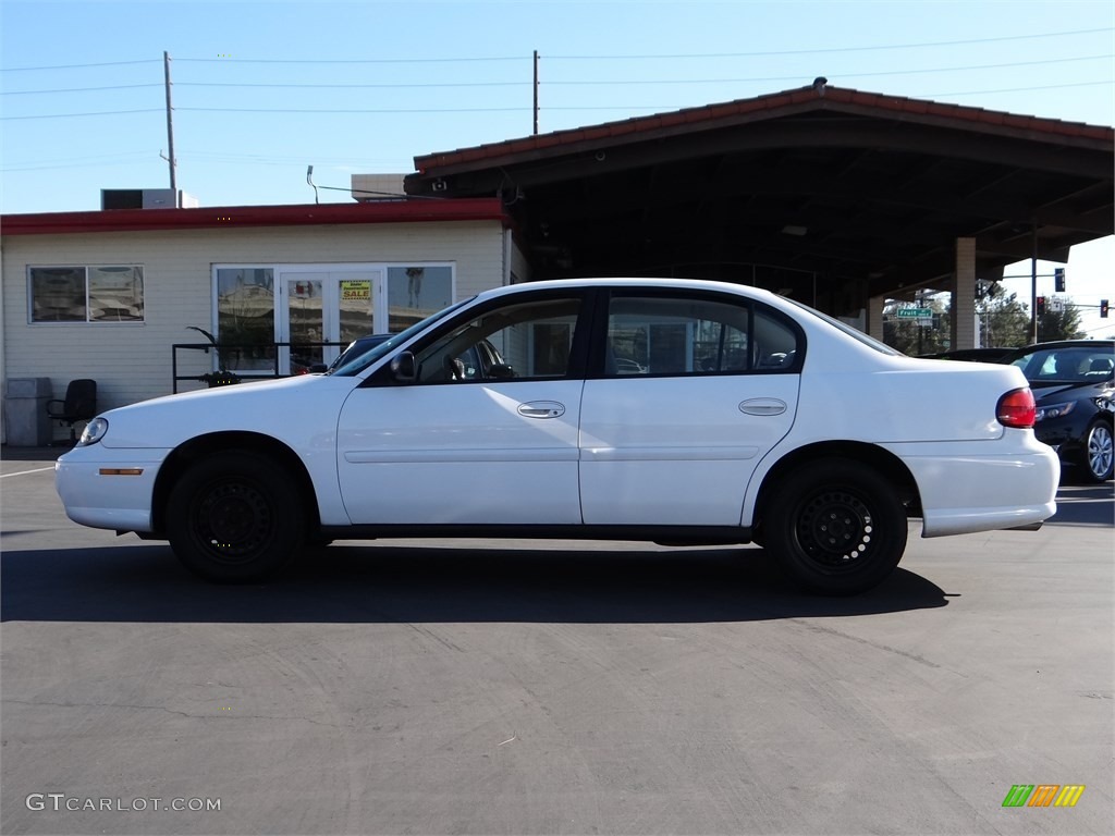 2002 Malibu Sedan - Bright White / Gray photo #5