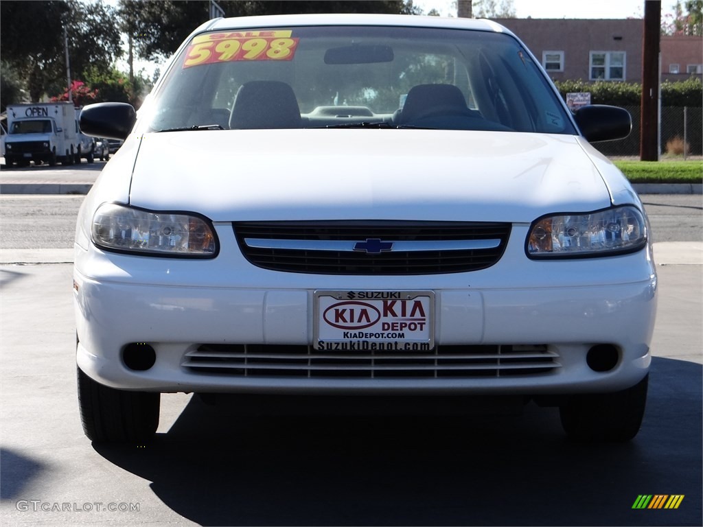 2002 Malibu Sedan - Bright White / Gray photo #7