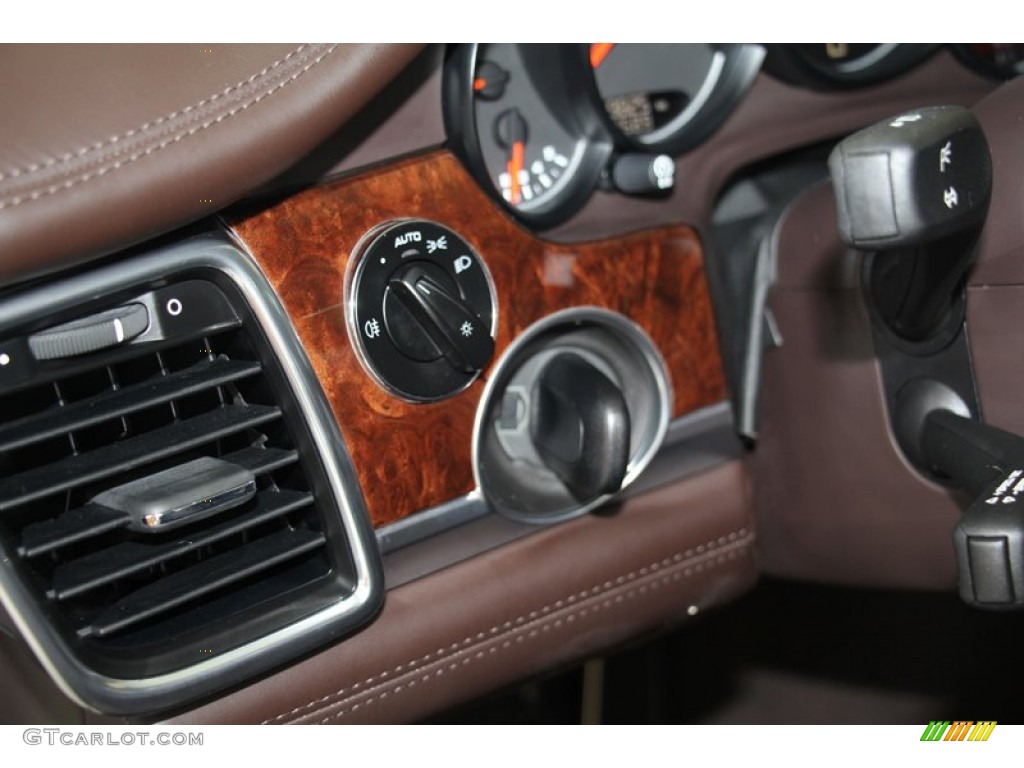 2011 Porsche Panamera Turbo Controls Photo #98048218