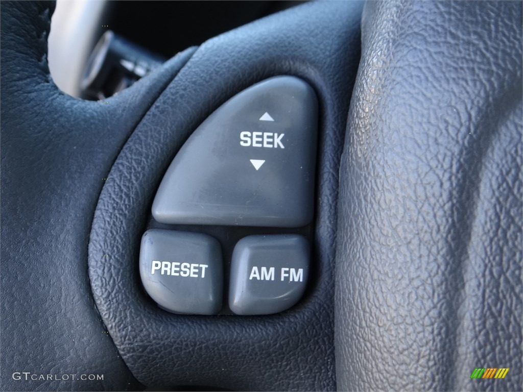 1999 Pontiac Firebird Coupe Controls Photo #98048293