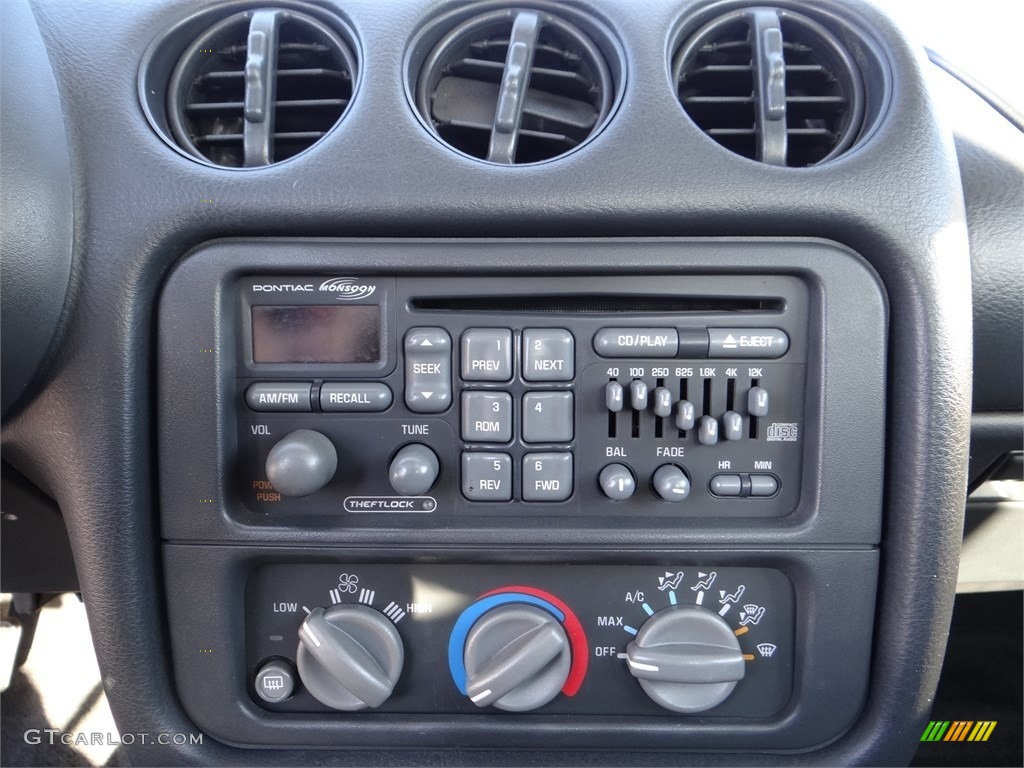 1999 Pontiac Firebird Coupe Controls Photo #98048344