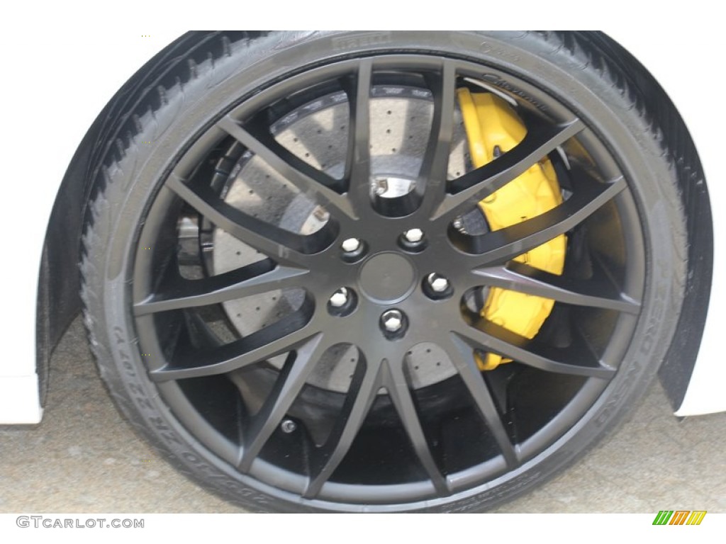 2011 Porsche Panamera Turbo Wheel Photos