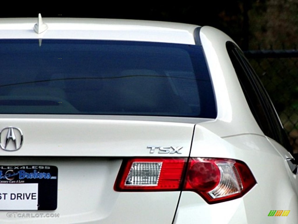 2009 TSX Sedan - Premium White Pearl / Parchment photo #36