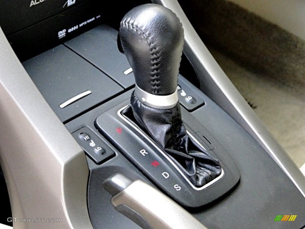 2009 Acura TSX Sedan Transmission Photos