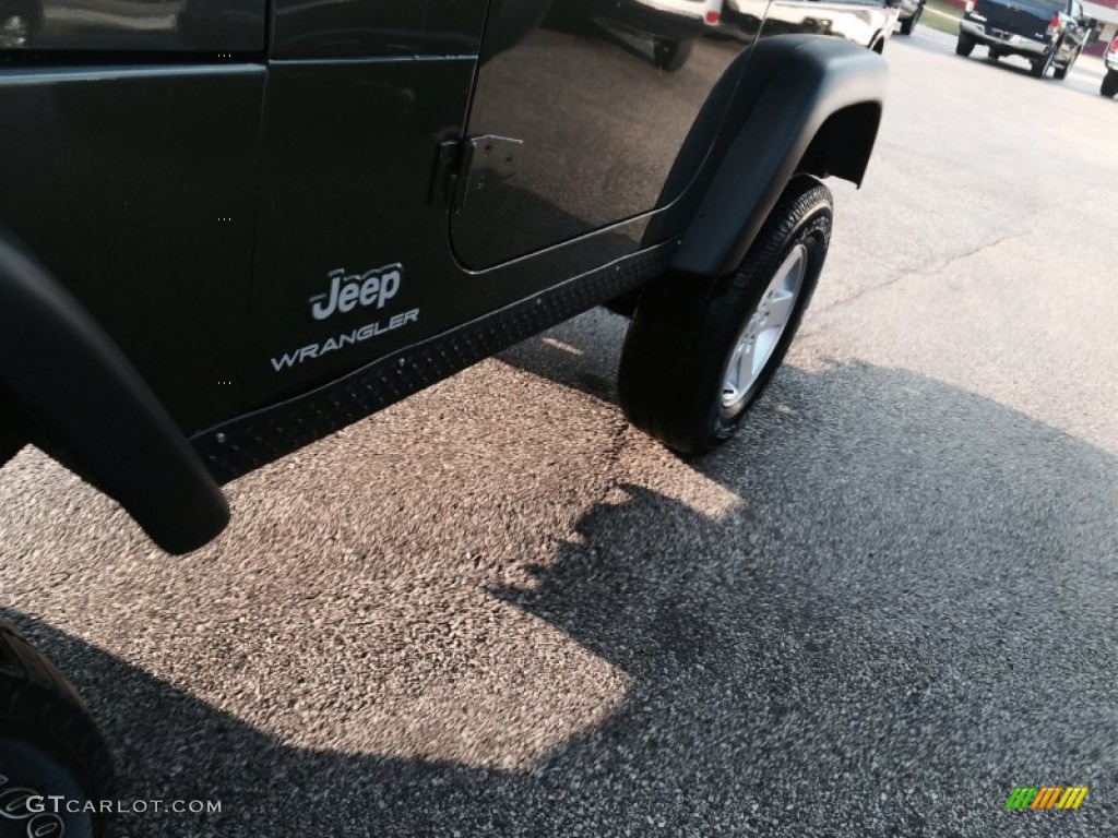 2006 Wrangler SE 4x4 - Jeep Green Metallic / Dark Slate Gray photo #28