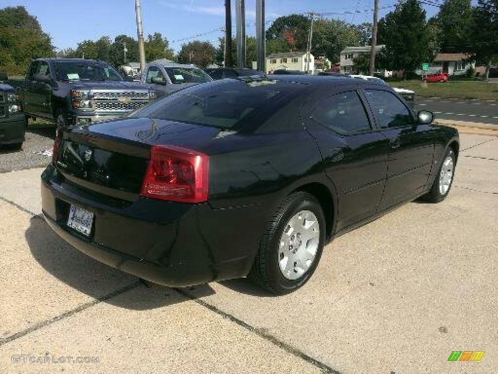 2006 Charger SXT - Brilliant Black Crystal Pearl / Dark Slate Gray/Light Graystone photo #5
