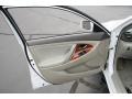 Super White - Camry XLE Photo No. 11