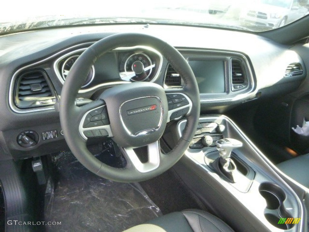 Black Interior 2015 Dodge Challenger SXT Plus Photo #98062459