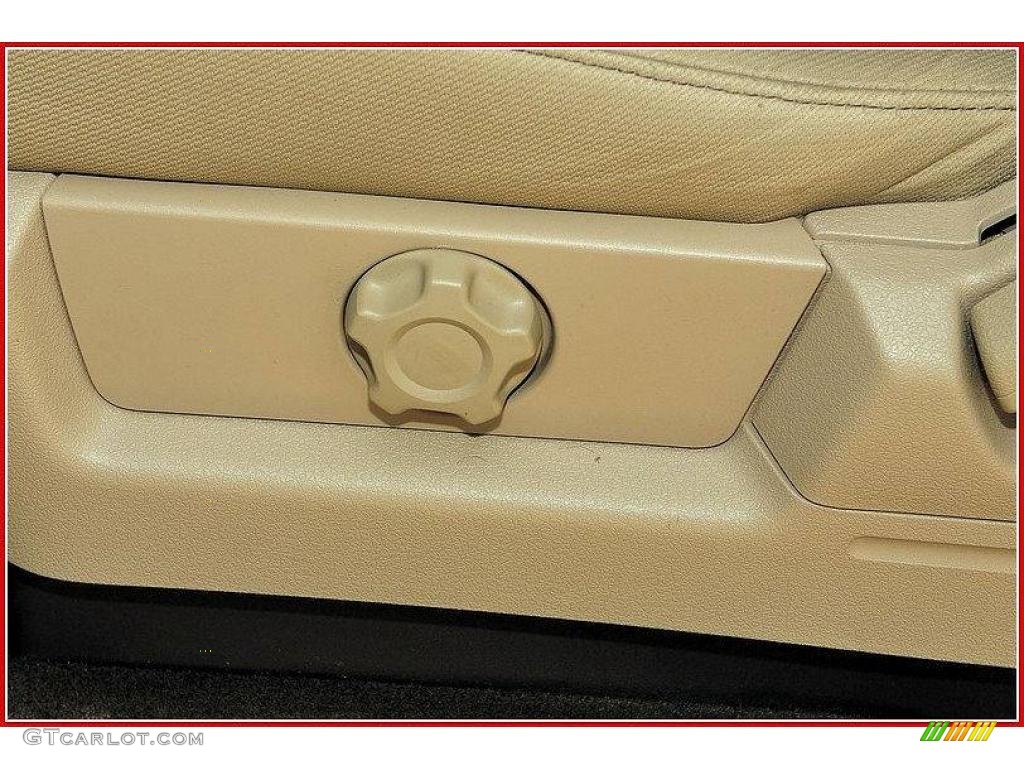 2009 F150 XLT SuperCrew - Brilliant Silver Metallic / Stone/Medium Stone photo #11