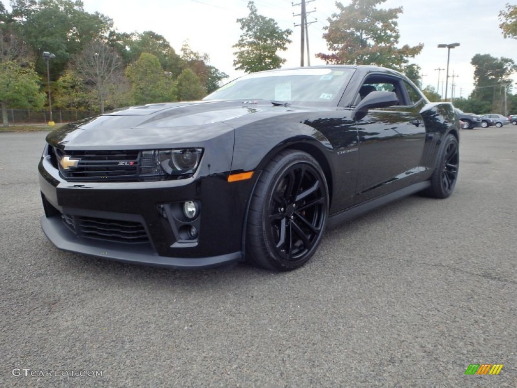 Black Chevrolet Camaro