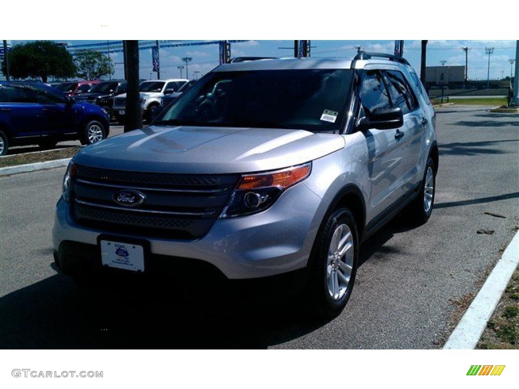 2015 Explorer FWD - Ingot Silver / Medium Light Stone photo #1