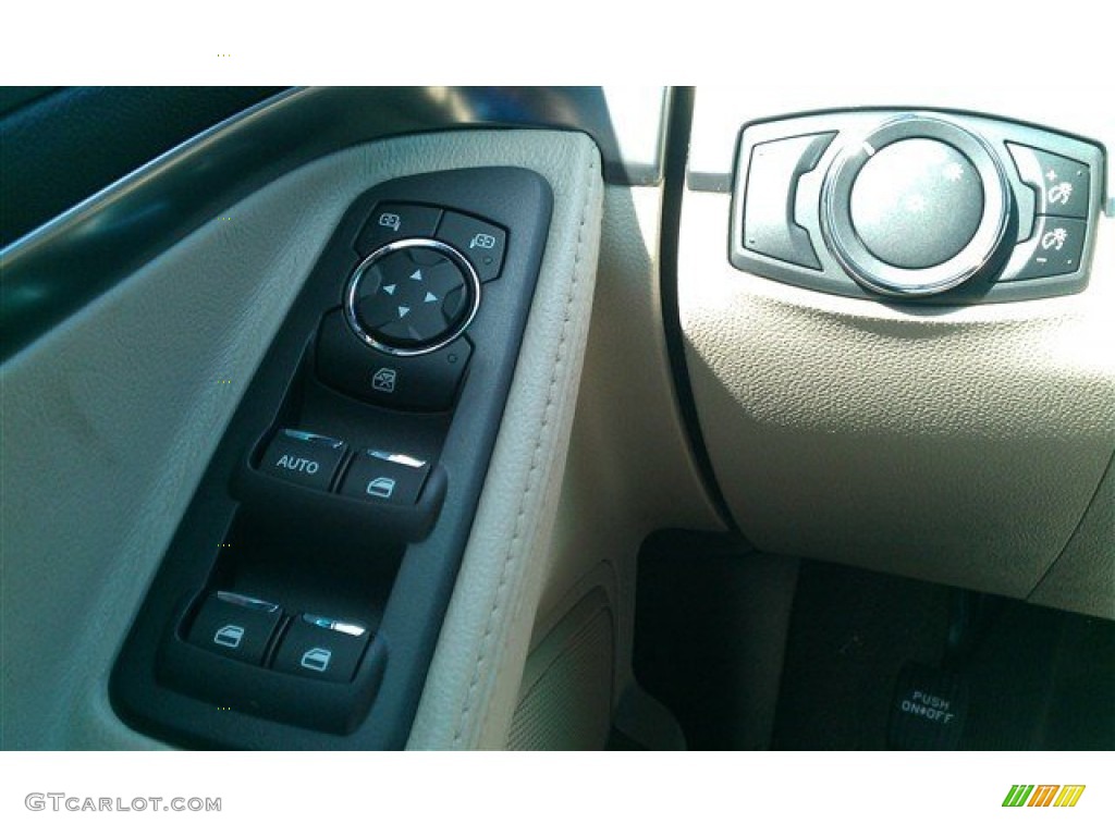 2015 Explorer FWD - Ingot Silver / Medium Light Stone photo #27