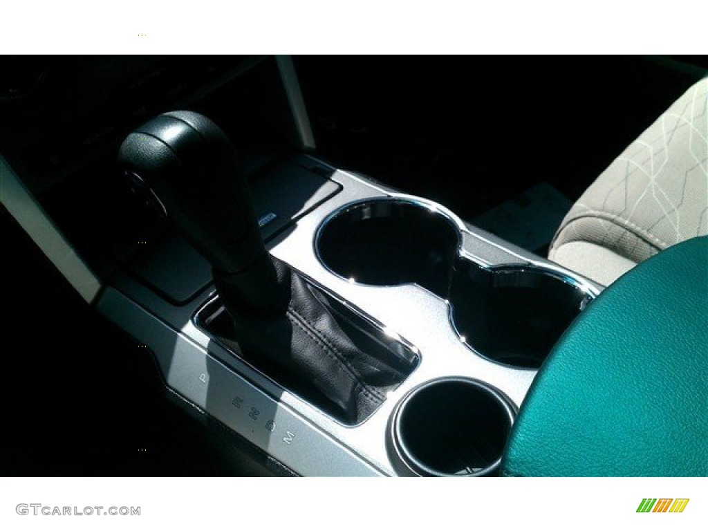 2015 Explorer FWD - Ingot Silver / Medium Light Stone photo #31